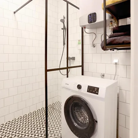 아파트 New 1bdr Modern Bauhaus Flat