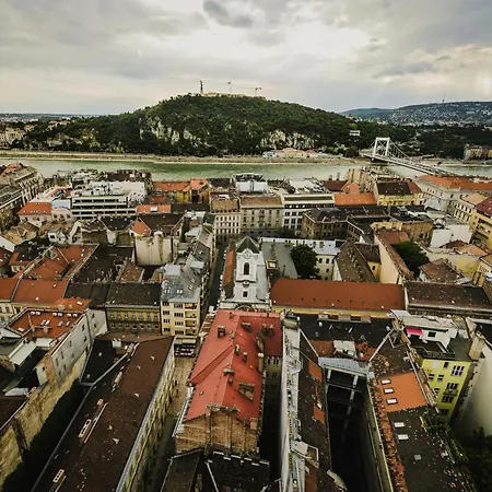 Apartment New 1bdr Modern Bauhaus Flat Budapest